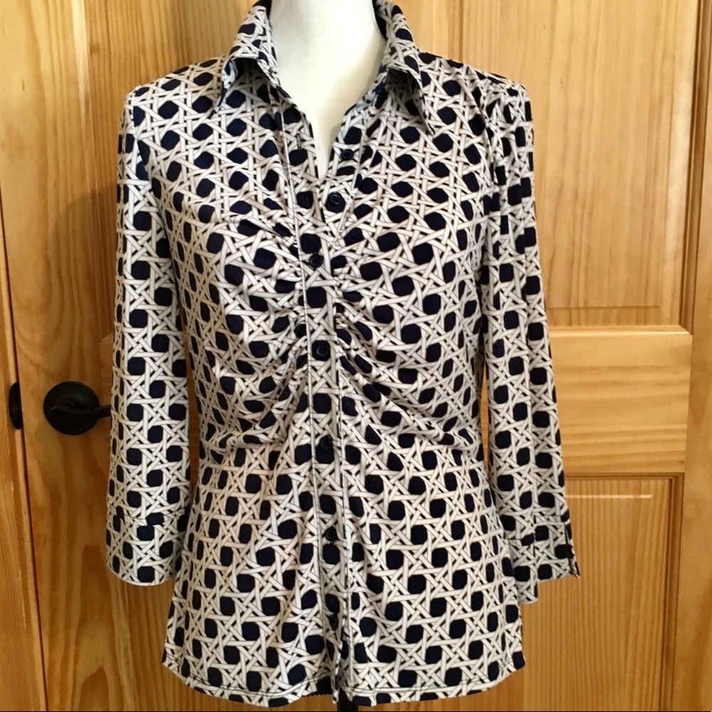 LAUNDRY by Shelli Segal Button Front Top